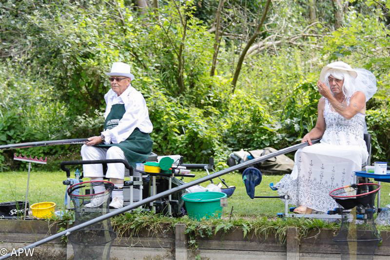 Un concours de pêche costumé pour le 14 juillet Un concours de pêche costumé pour le 14 juillet